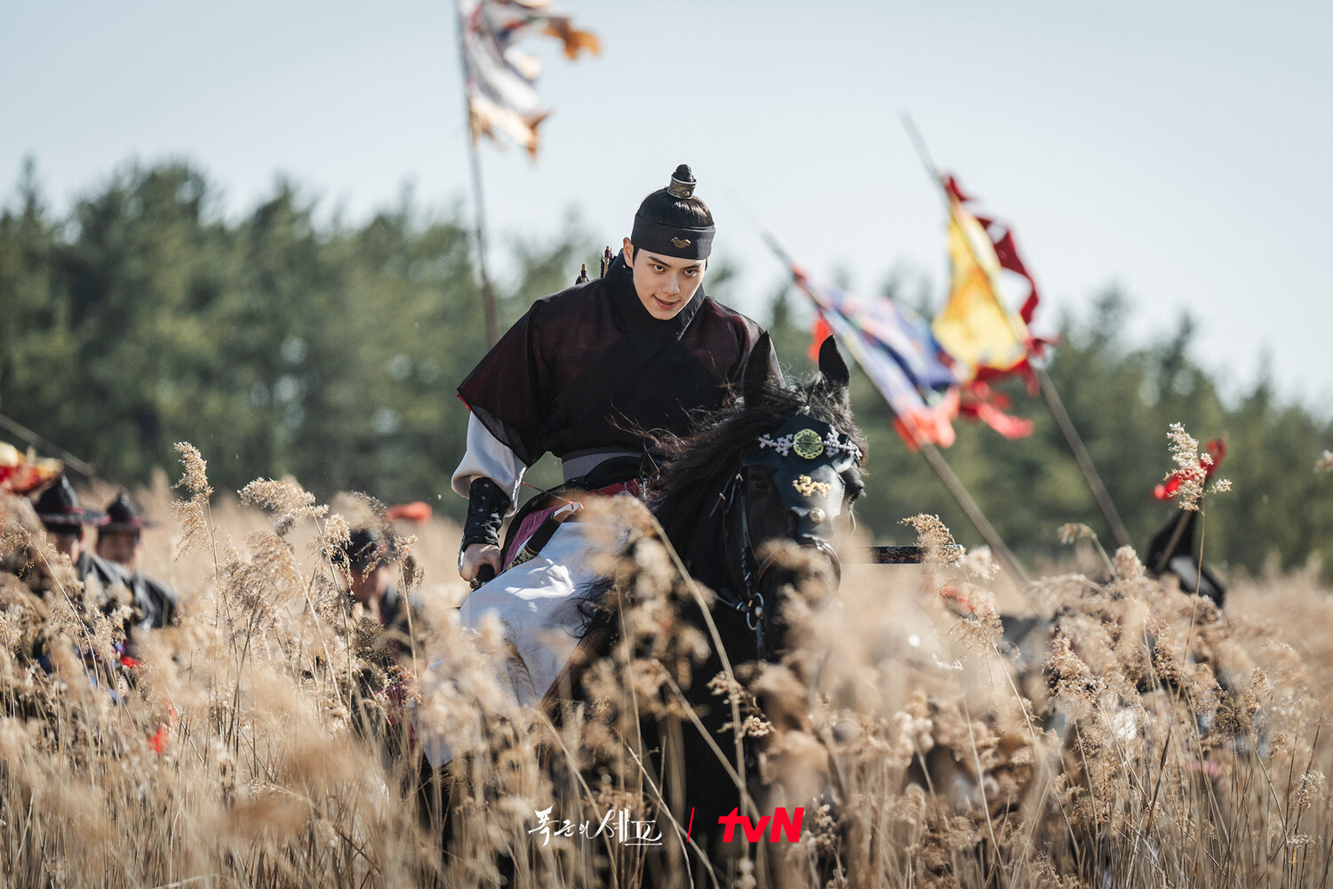 Кадр 2 з Смачного, Ваша Величносте 1 сезон