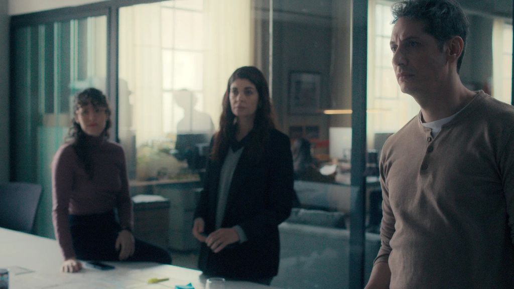 Кадр 3 з Спіймані 1 сезон