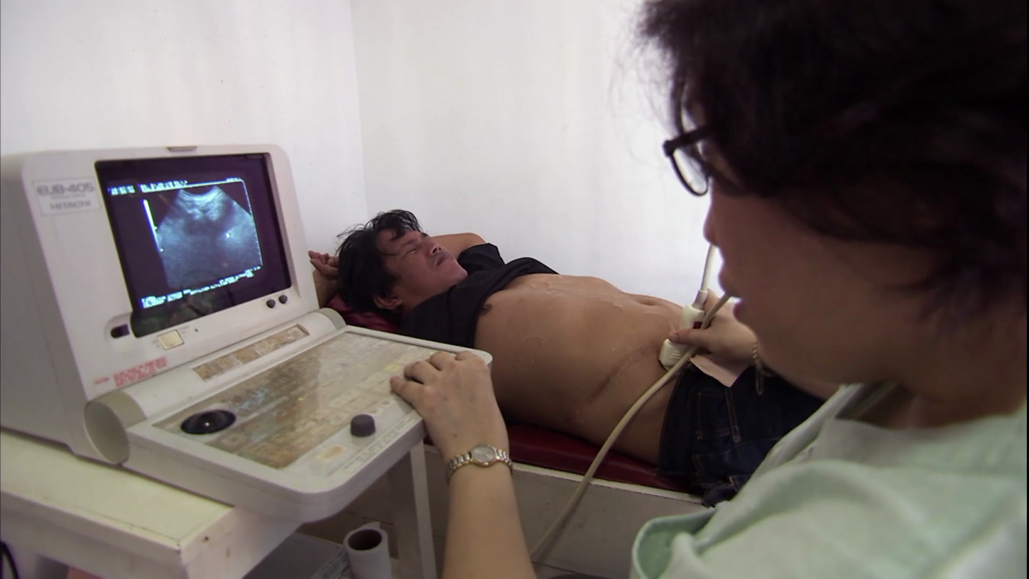 Кадр 2 з Історії про торгівлю органами