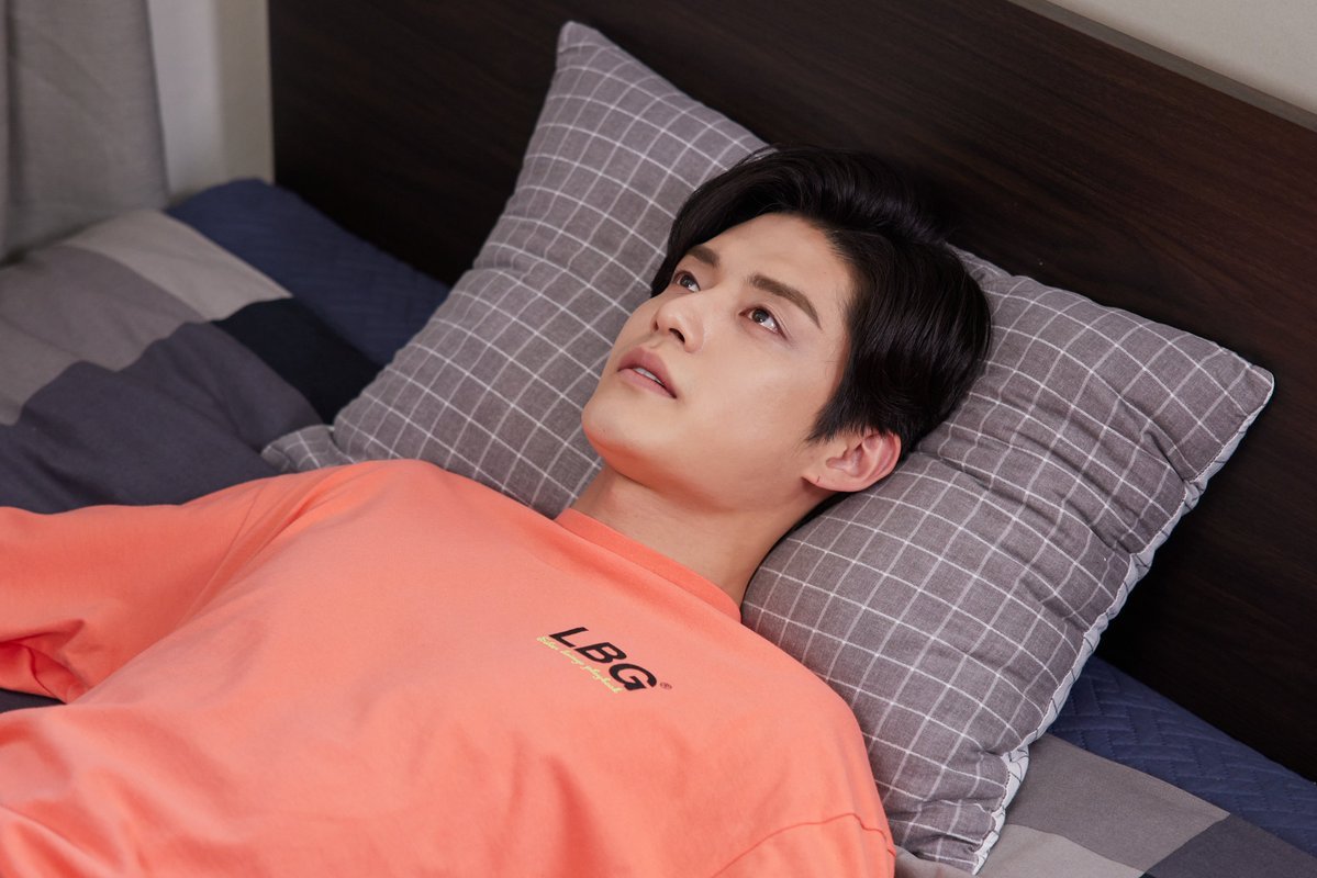 Кадр 4 з Сусіди по віллі Пундок 1 сезон