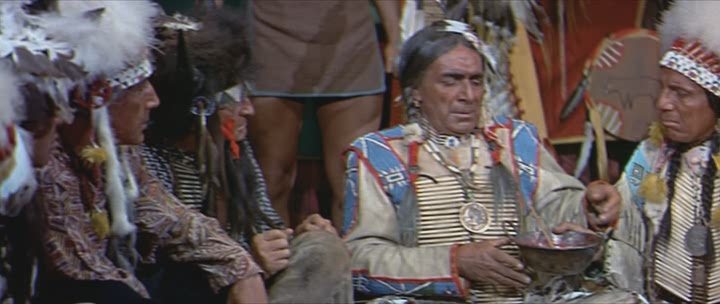 Кадр 3 з Сидячий Бик