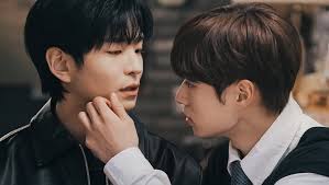 Кадр 1 з Таємні стосунки 1 сезон