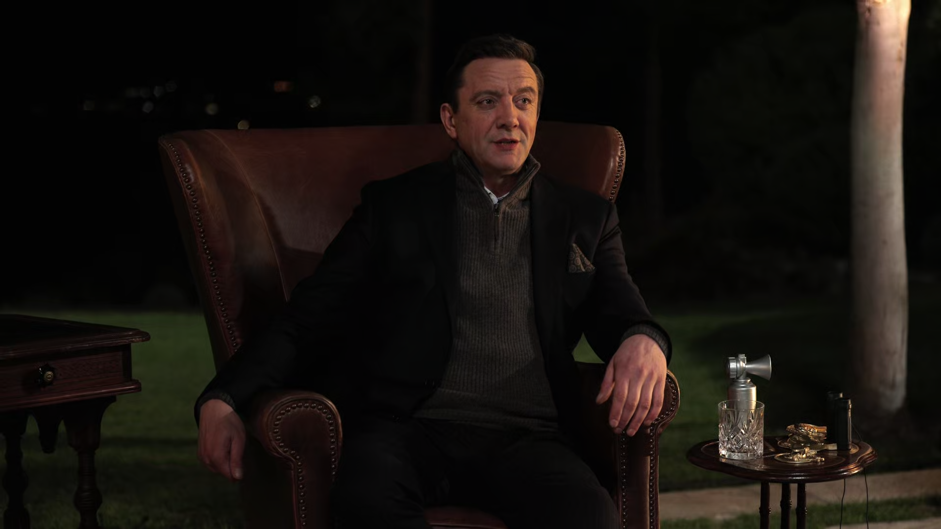 Кадр 2 з Таємниця на мільйон доларів 1 сезон