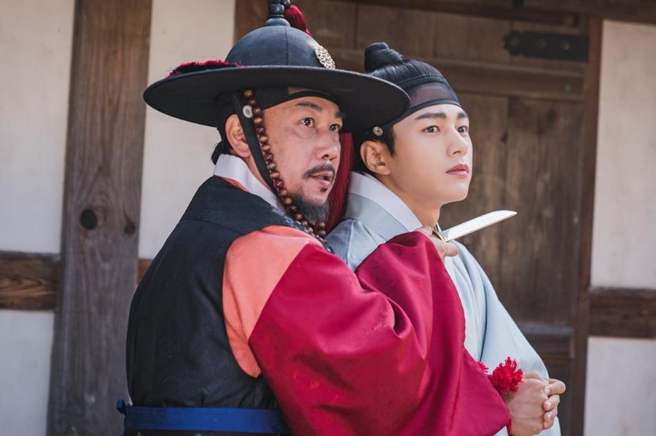 Кадр 4 з Таємний інспектор 1 сезон