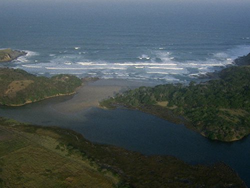 Кадр 4 з Таємнича Африка 1 сезон