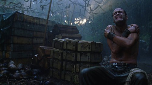 Кадр 2 з Тонка червона лінія