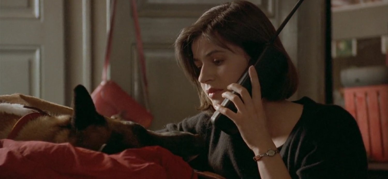 Кадр 2 з Три кольори: Червоний