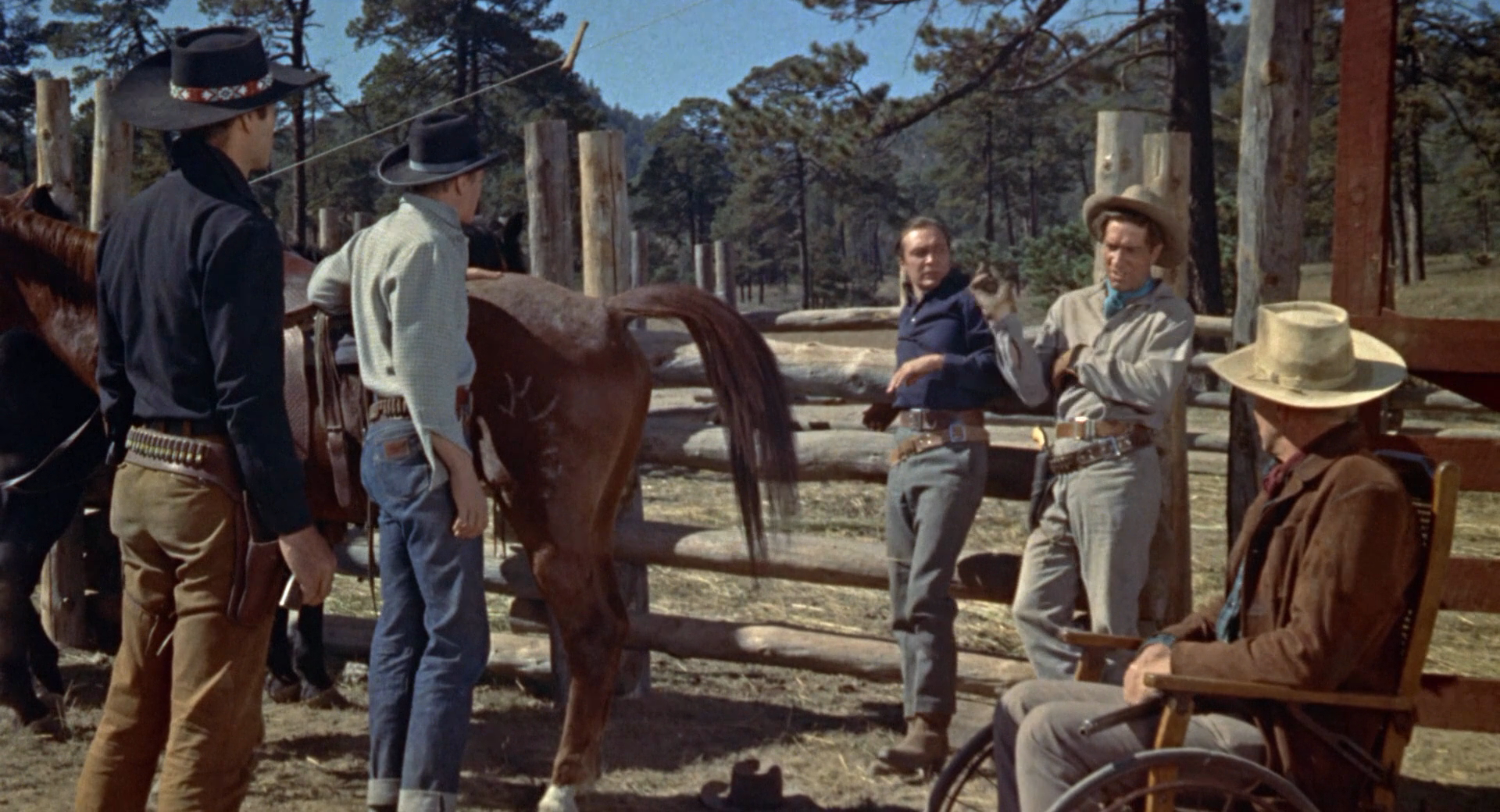 Кадр 1 з У лігві бандитів