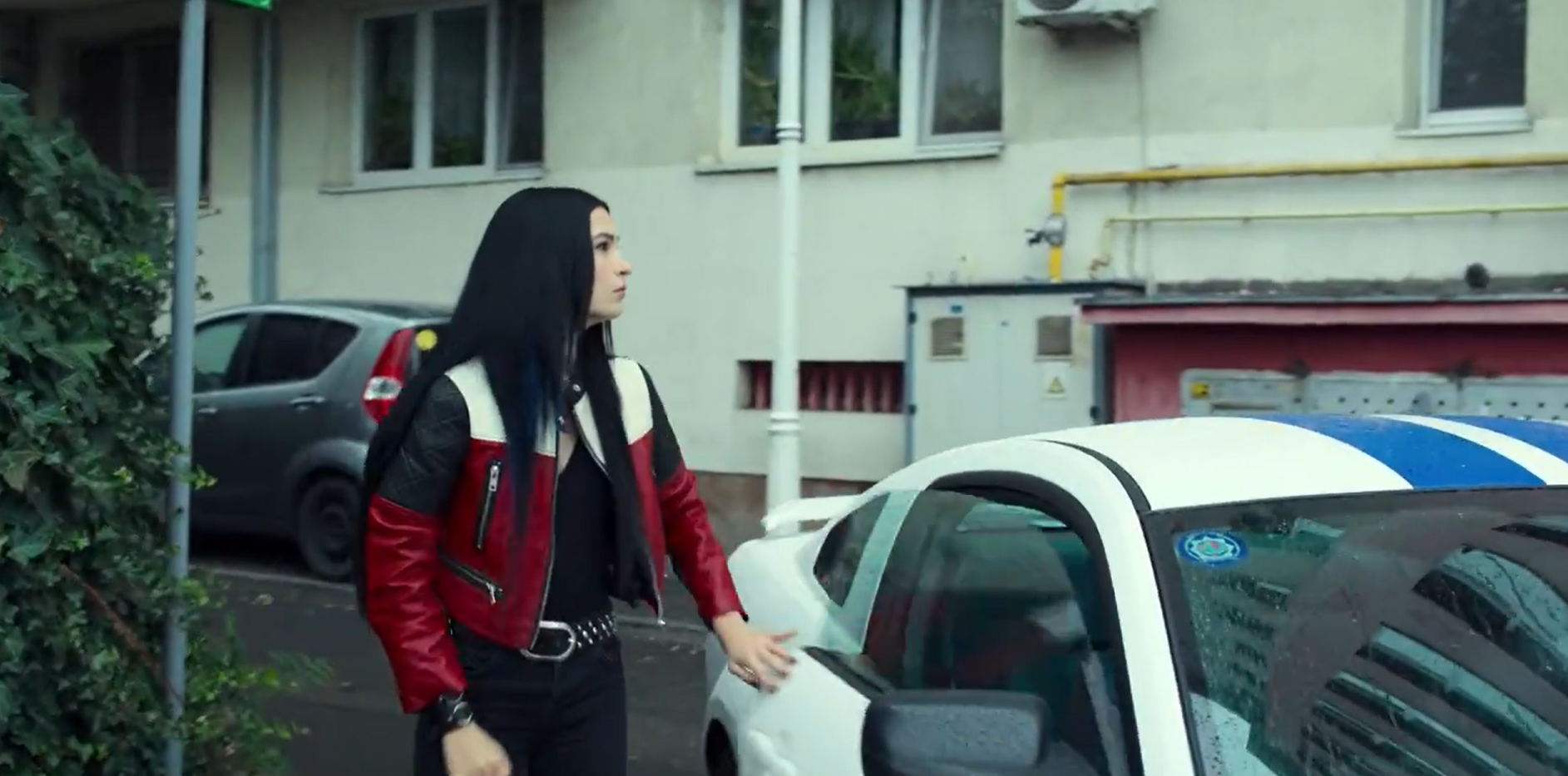 Кадр 1 з У тіні 1 сезон