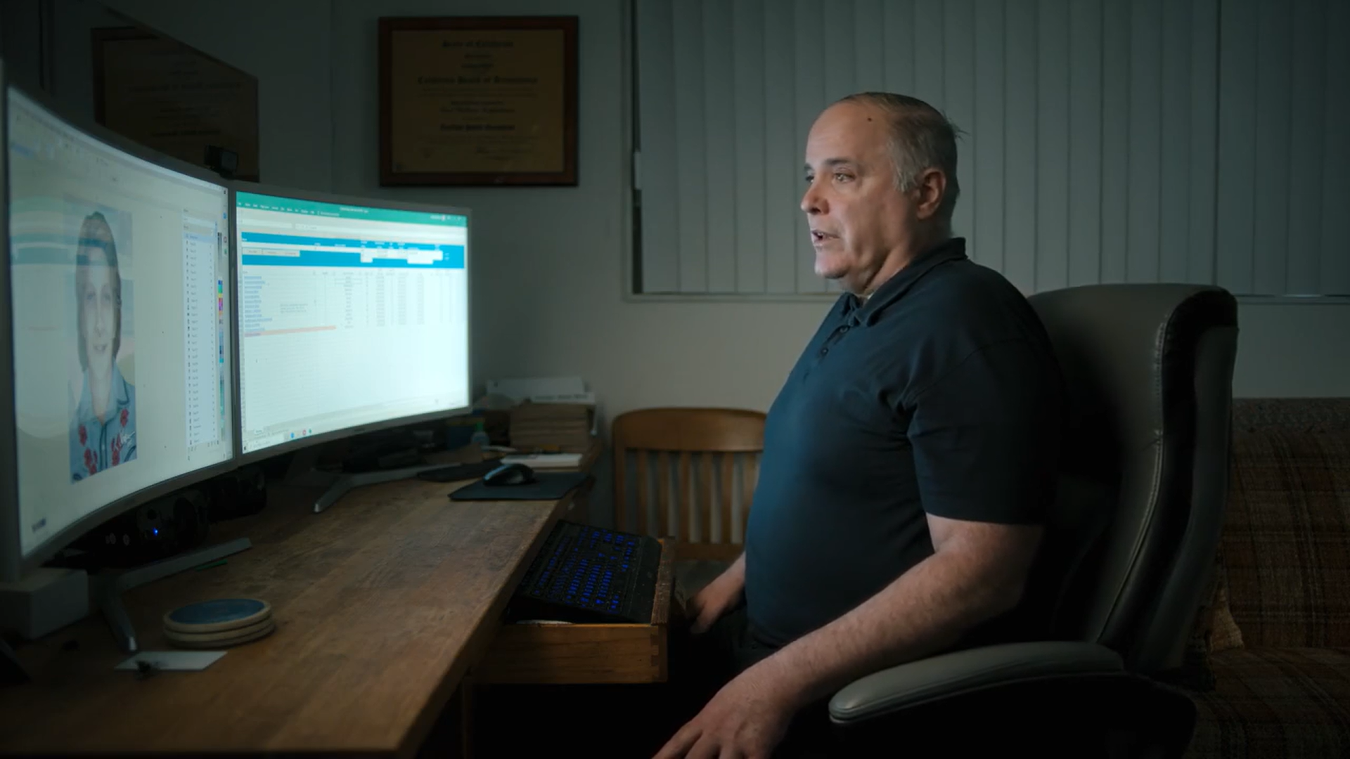 Кадр 3 з У вогонь: Загублена донька 1 сезон