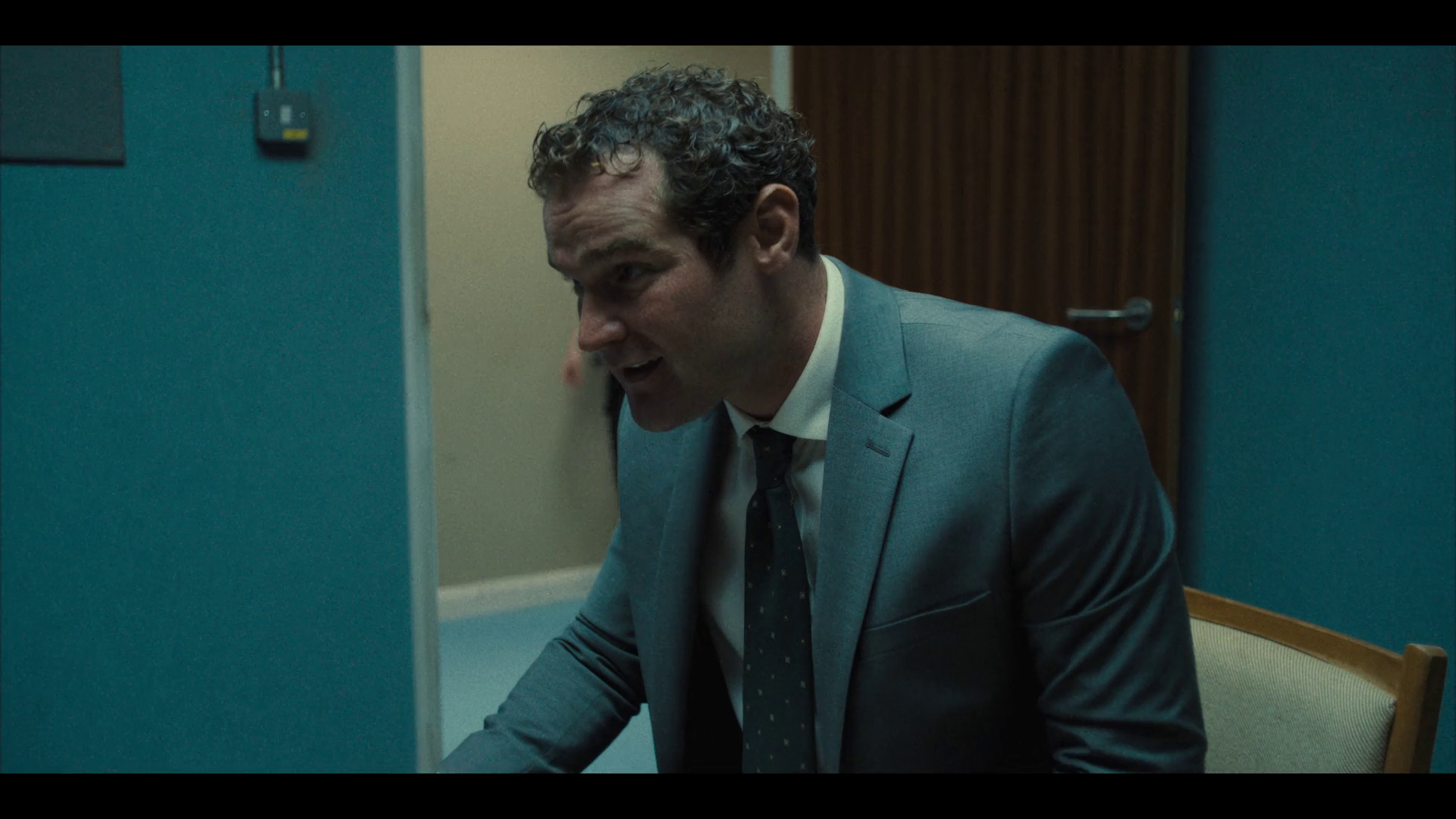 Кадр 3 з Юнацтво 1 сезон