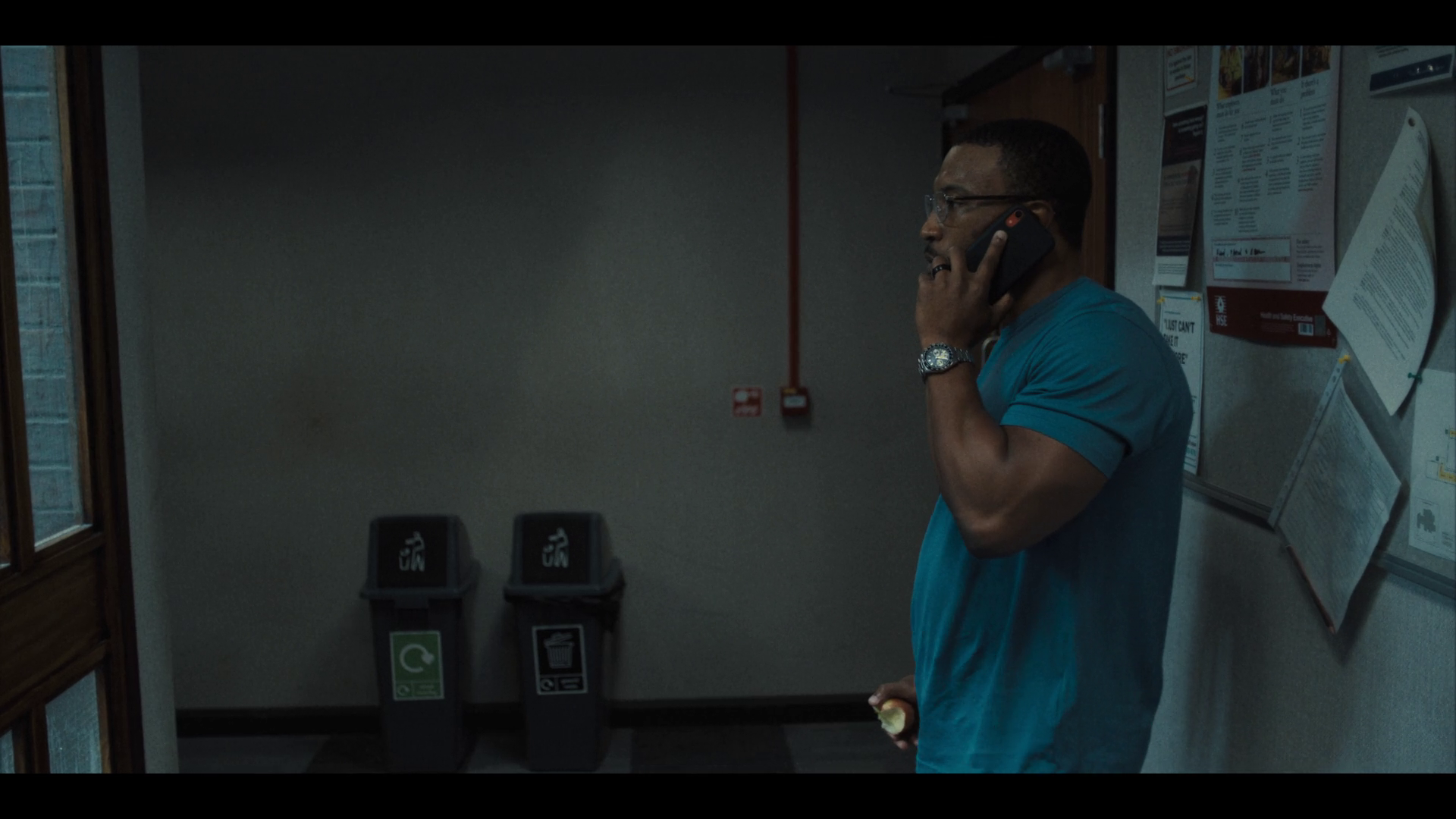 Кадр 4 з Юнацтво 1 сезон