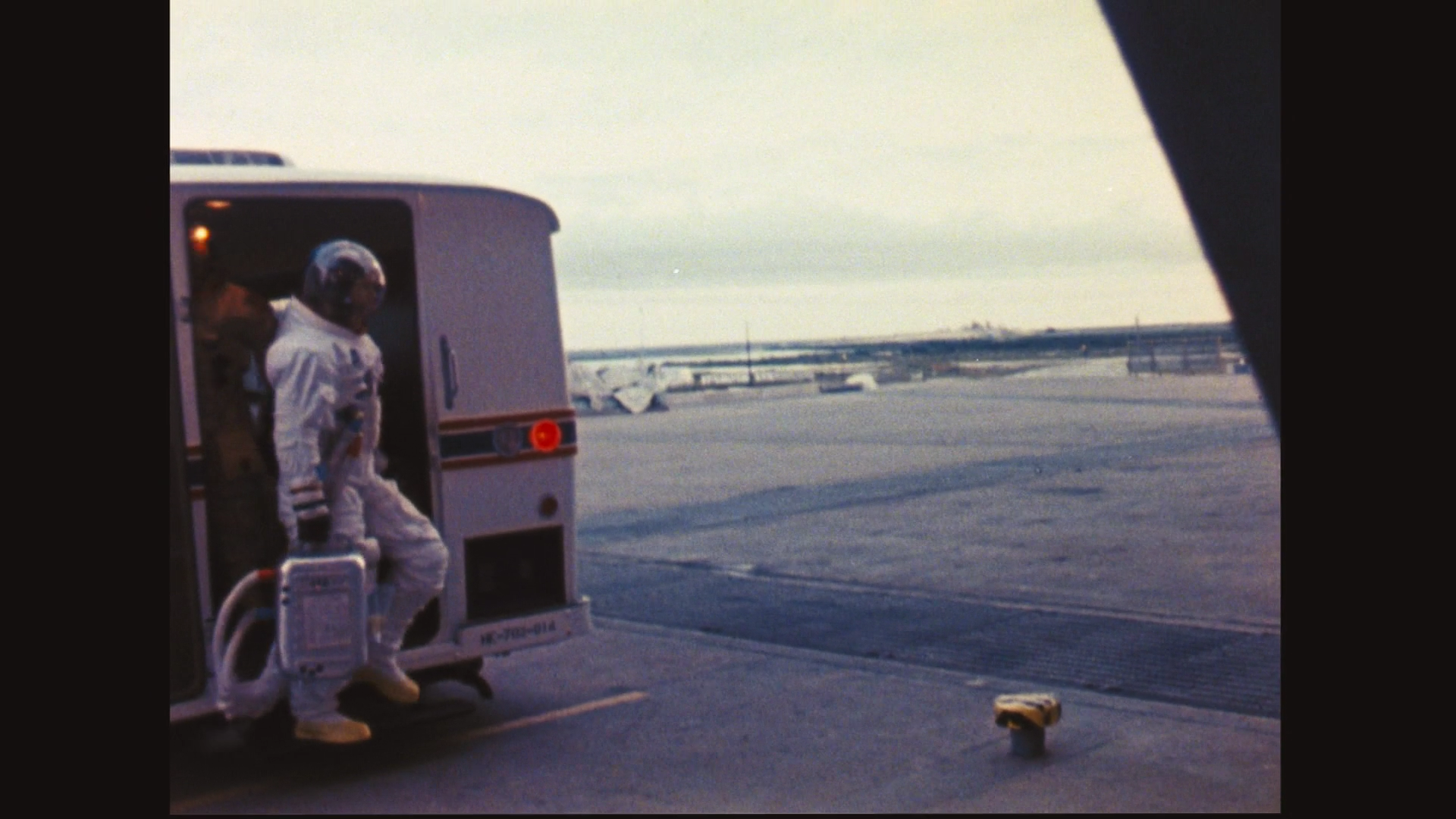 Кадр 4 з В тіні Місяця