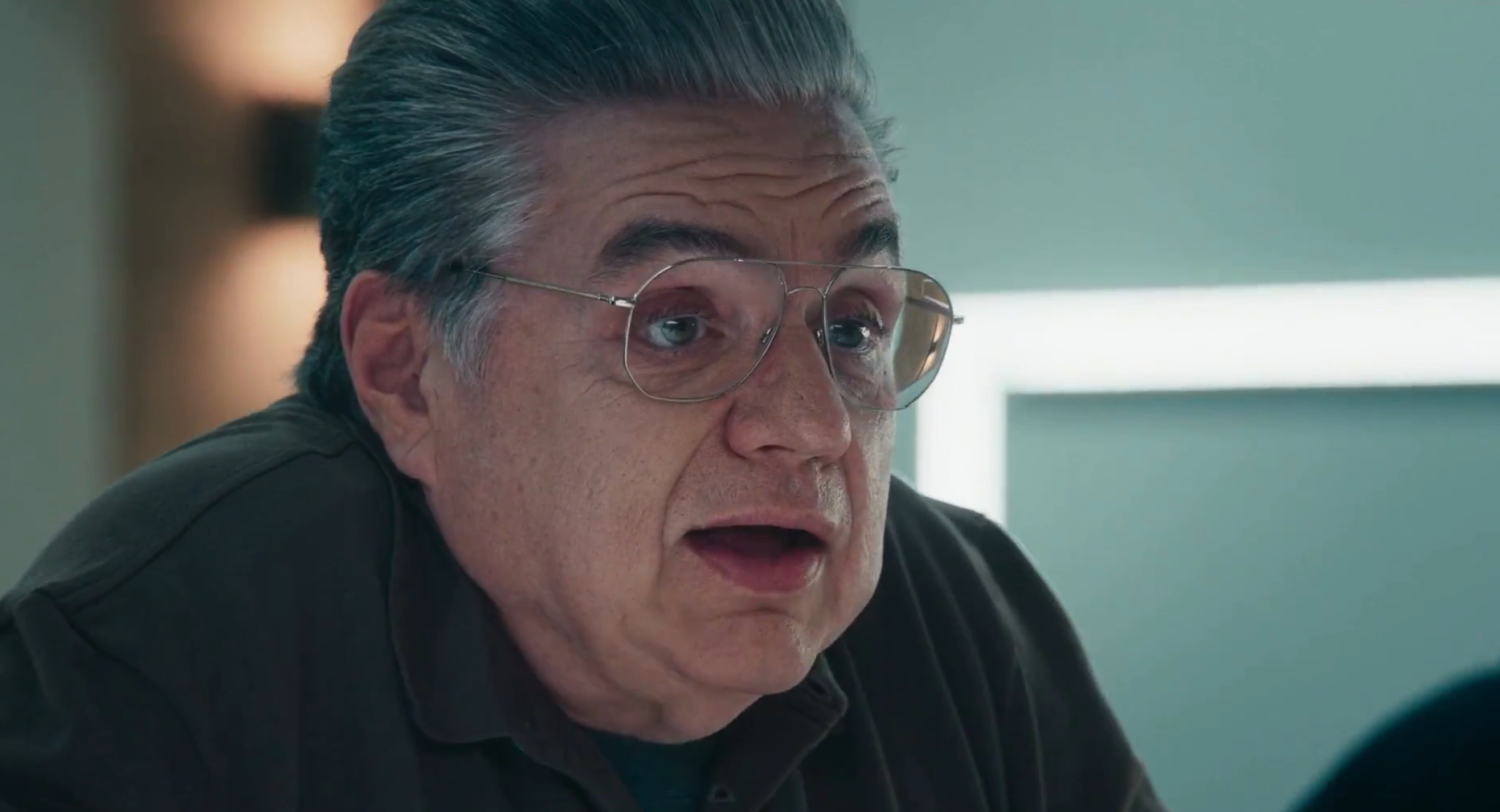 Кадр 2 з Ведмідь 4 сезон