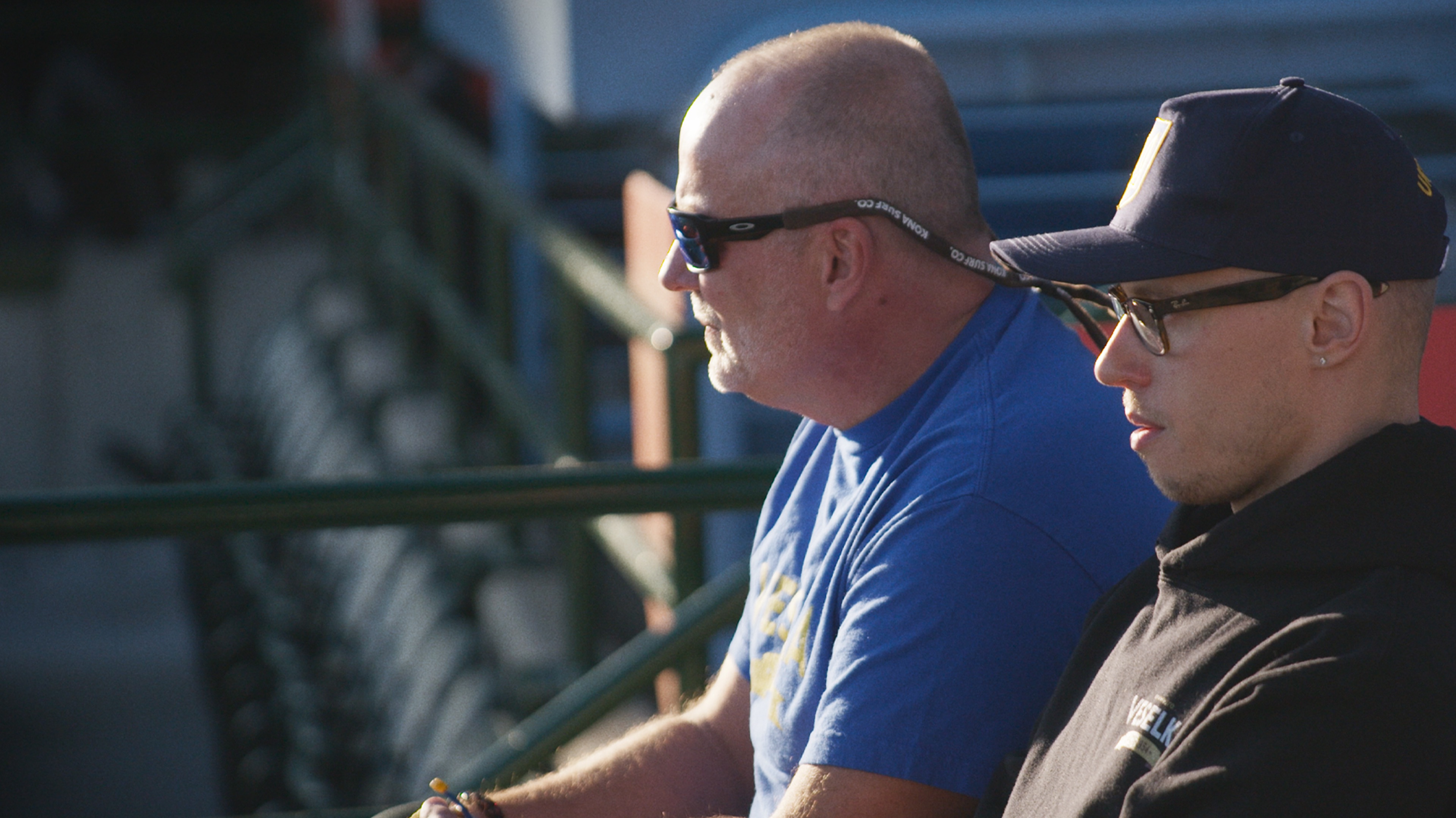 Кадр 2 з Веселка: На розі в центрі світу