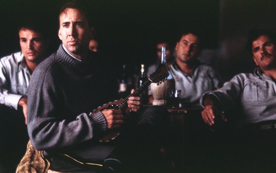 Кадр 2 з Вибір капітана Кореллі / Мандоліна капітана Кореллі