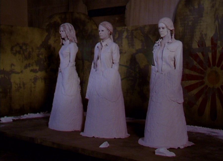 Кадр 1 з Всі жінки відьми 8 сезон