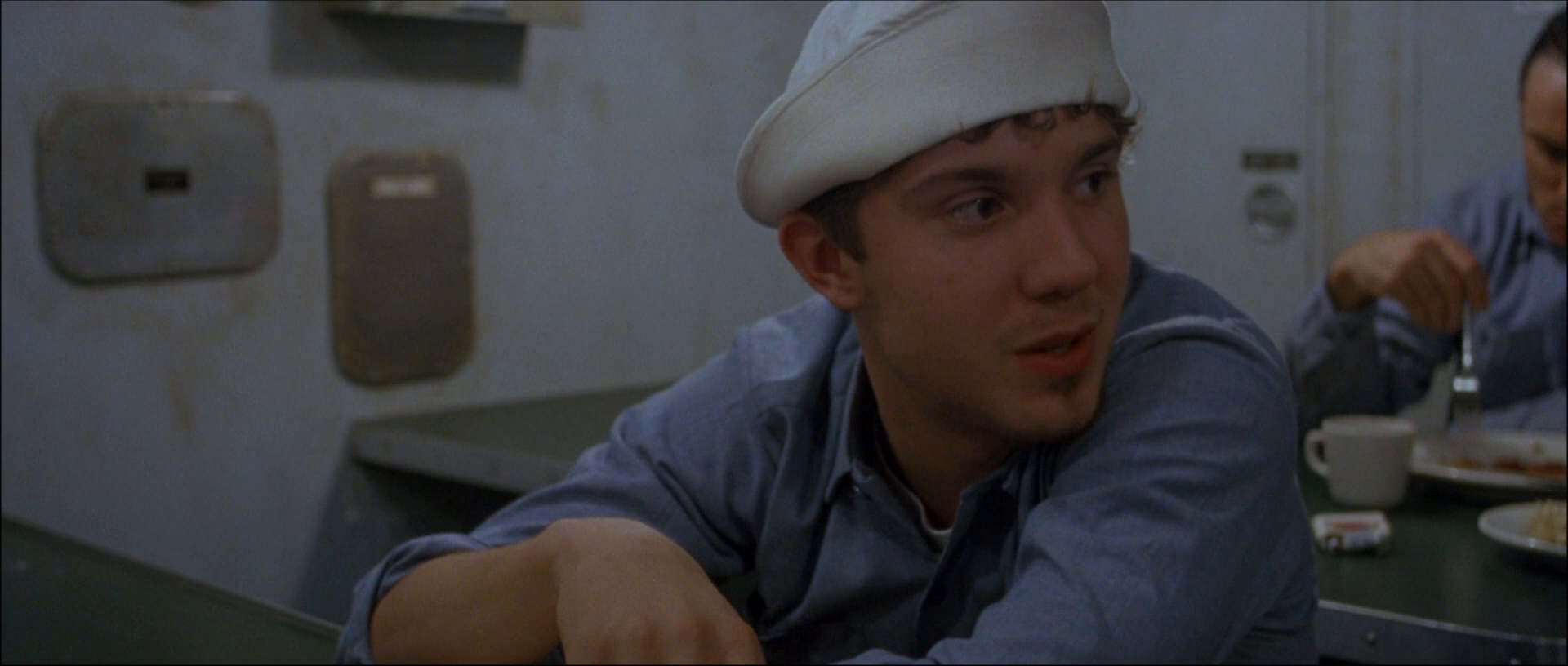 Кадр 2 з Ю-429. Підводна в'язниця