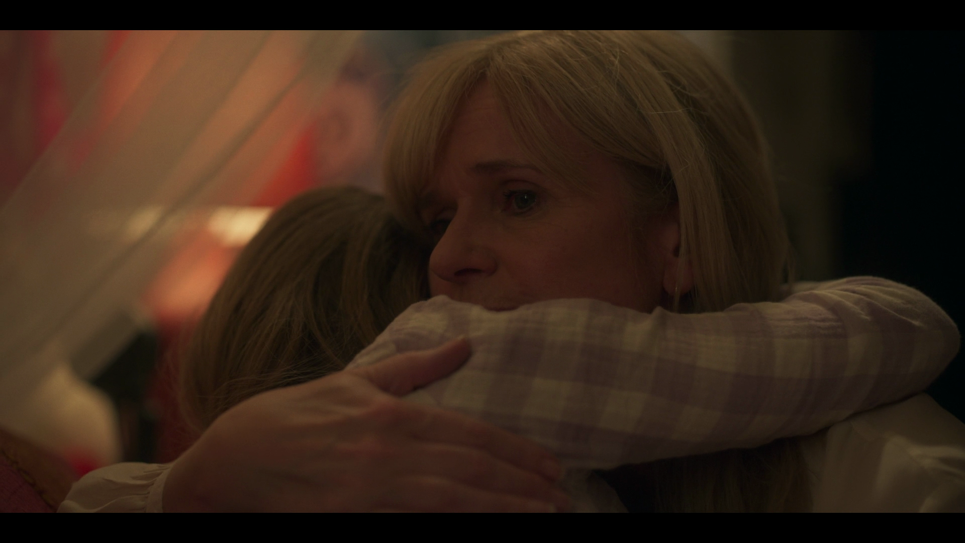 Кадр 4 з Захист 1 сезон