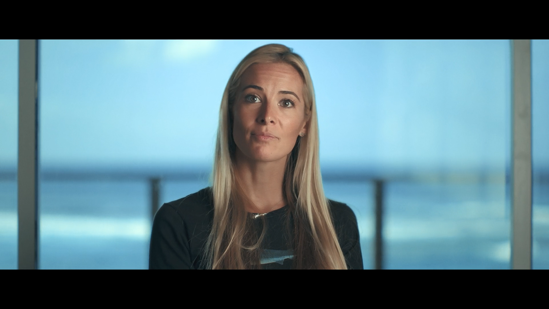 Кадр 3 з Заклиначка акул