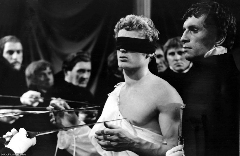 Кадр 2 з Згарище / Попіл