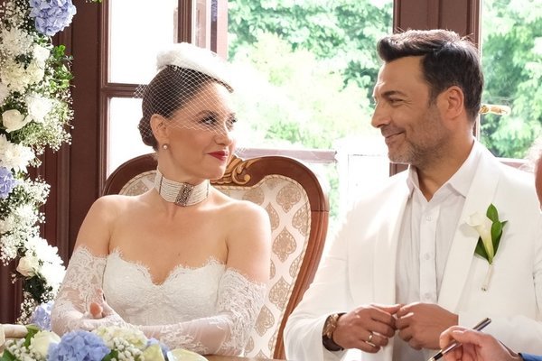 Кадр 3 з Журавлинний щербет 1 сезон