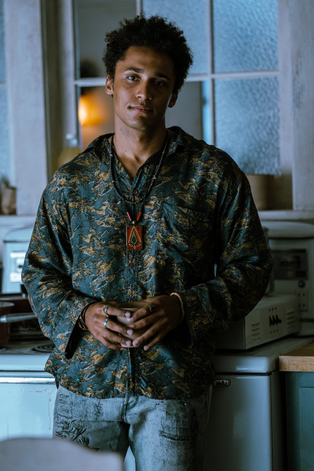 Кадр 4 з Ззовні 1 сезон