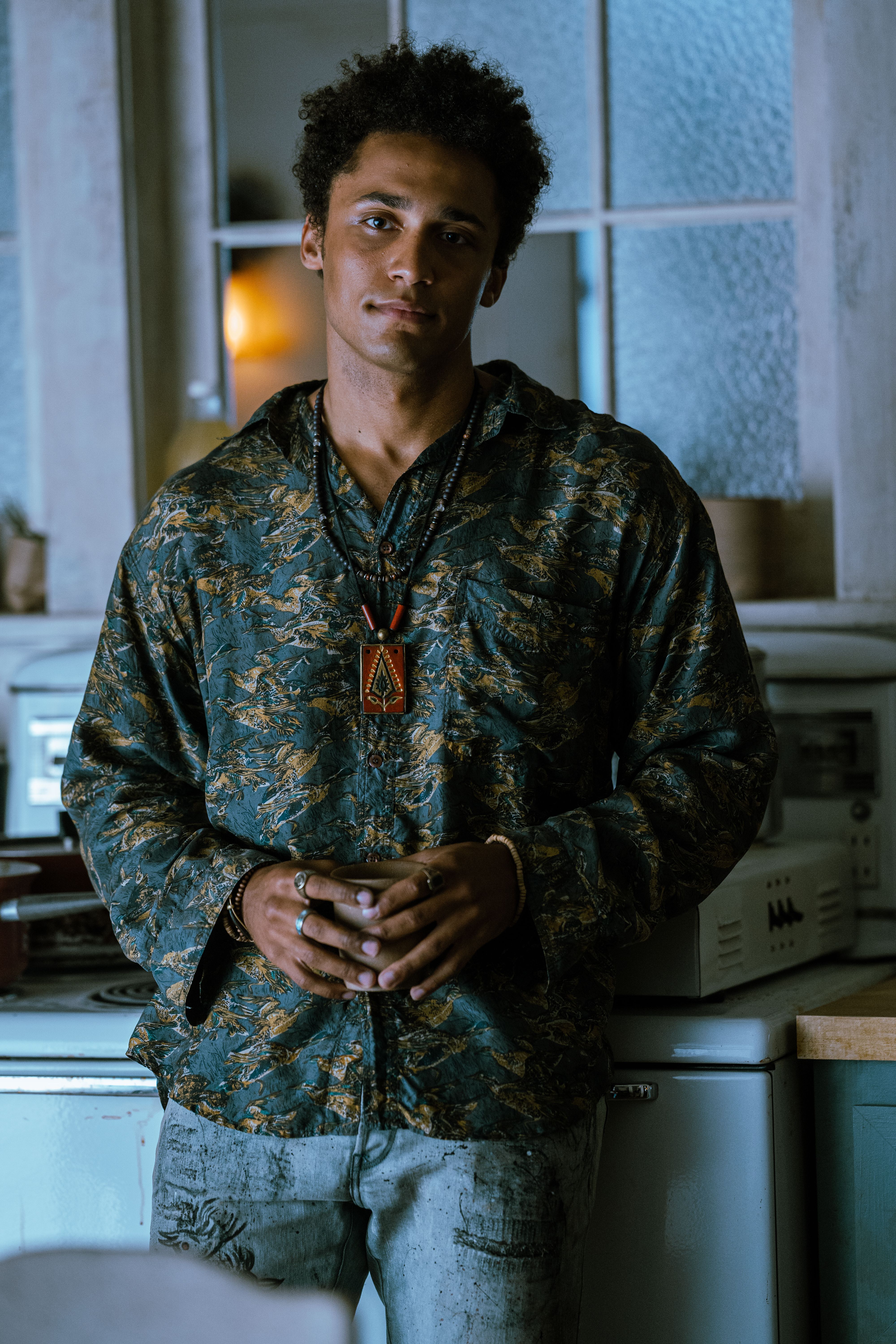 Кадр 2 з Ззовні 3 сезон